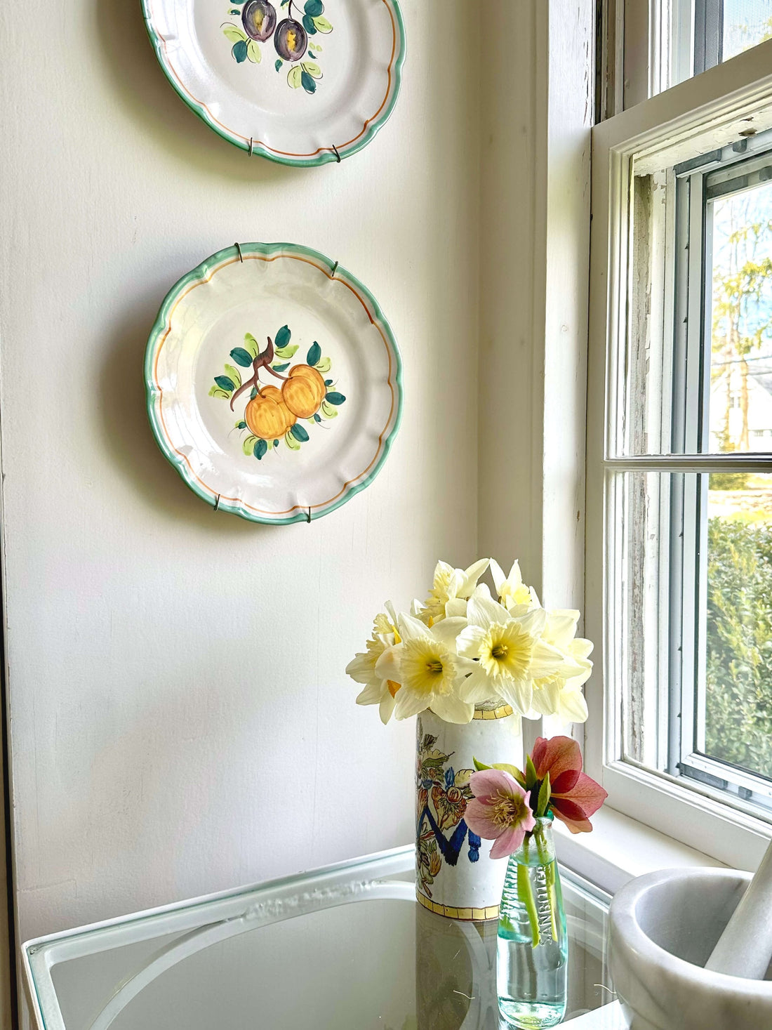 Ideas & Inspiration for Decorating with Flowers & Plants